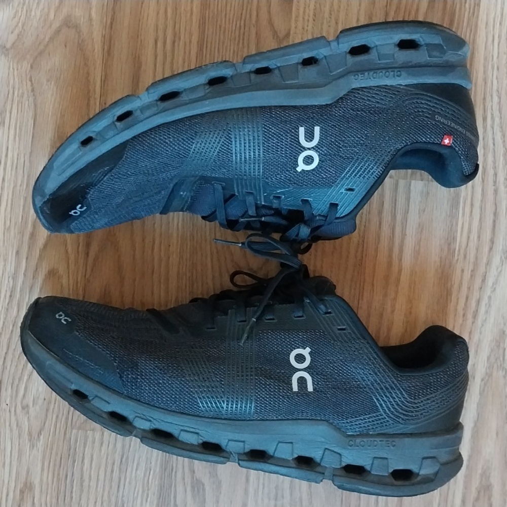 Used On Cloud Running shoe